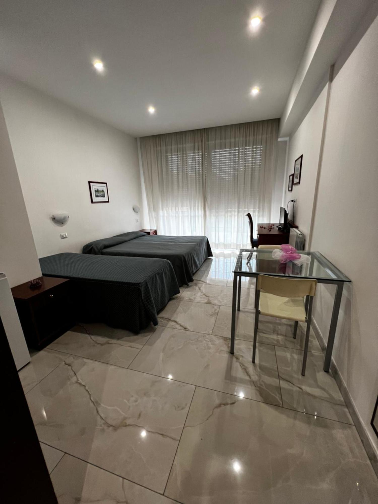 Parco Tirreno Hotel Rzym Zewnętrze zdjęcie