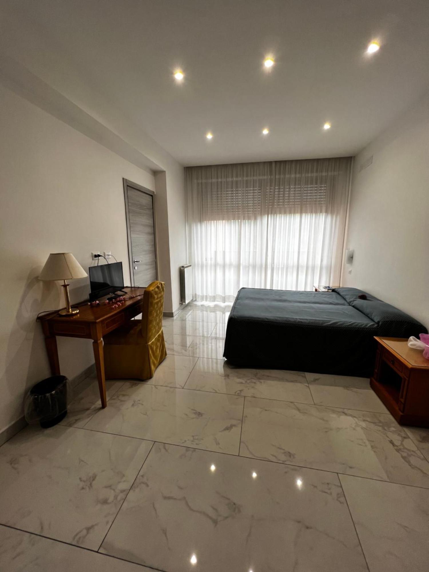 Parco Tirreno Hotel Rzym Zewnętrze zdjęcie