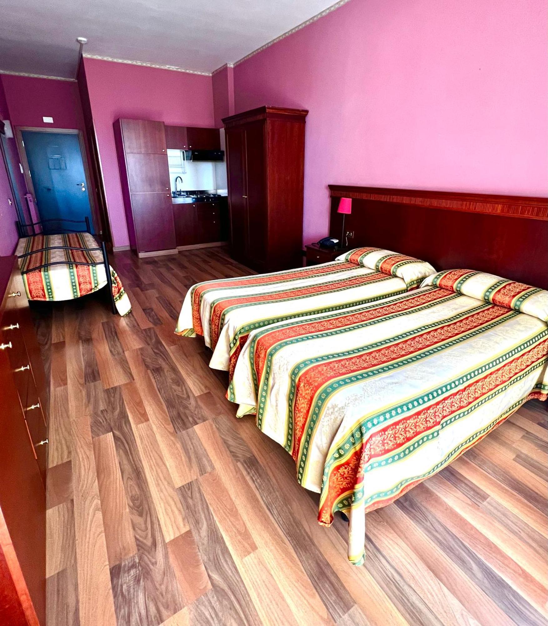 Parco Tirreno Hotel Rzym Zewnętrze zdjęcie